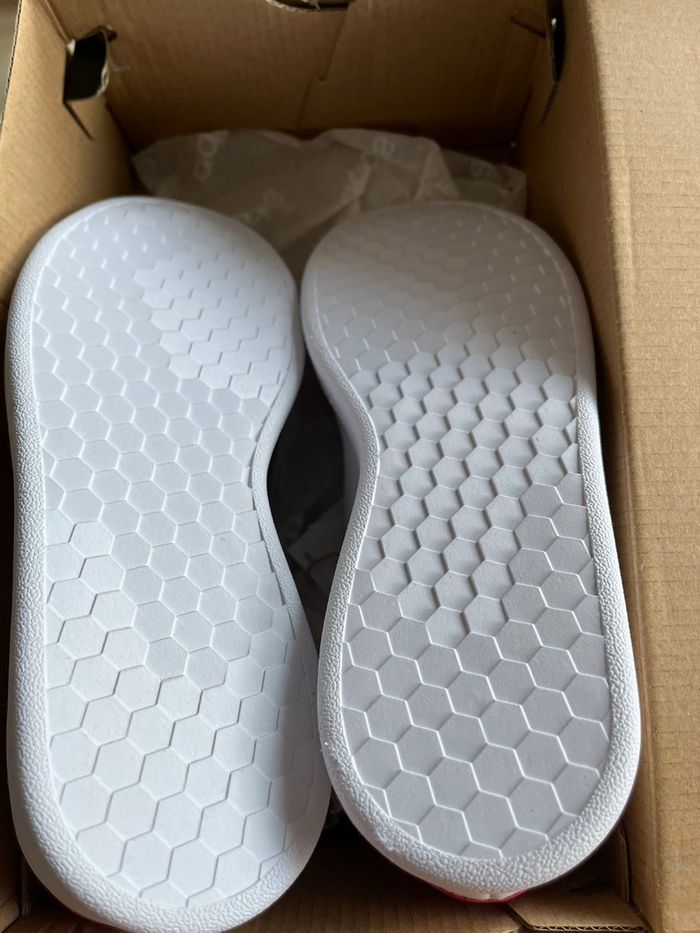 Basket neuve - photo numéro 4