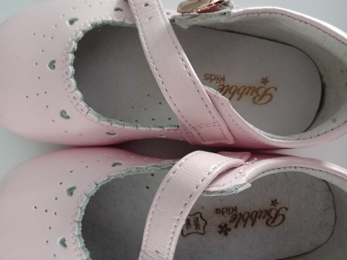 Chaussures rose perle 23 neuves - photo numéro 5