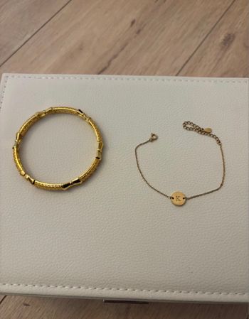 Lot de bijoux avec gravure K