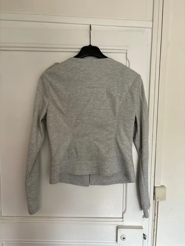 Veste grise M - photo numéro 2