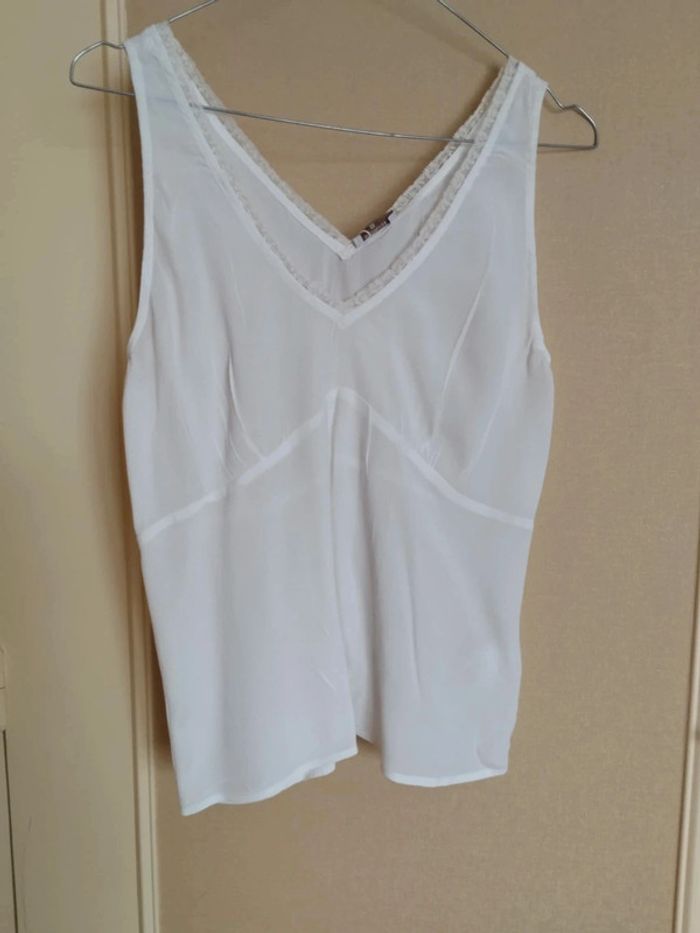 Crop- top. Sans manche . Marque systemaction.
