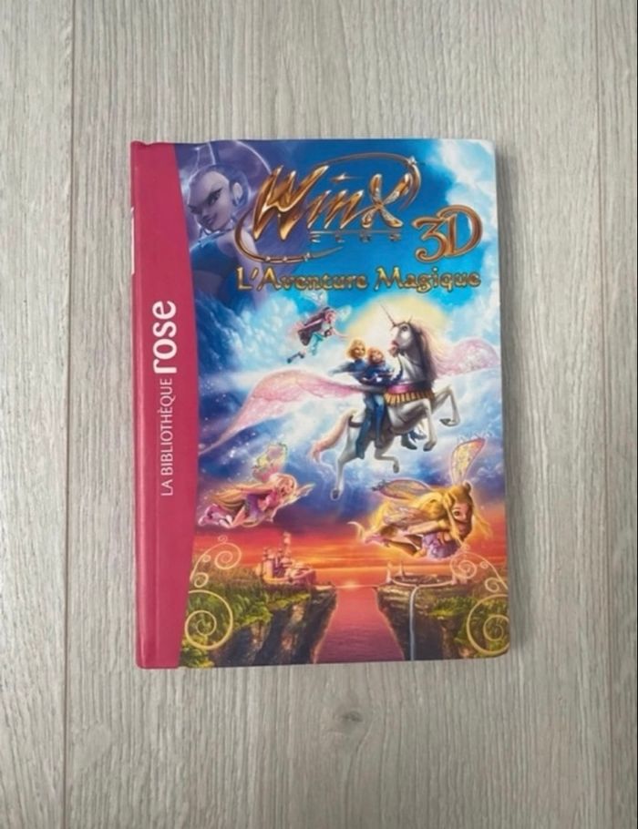 Livre Winx Club "L'Aventure Magique" 3D