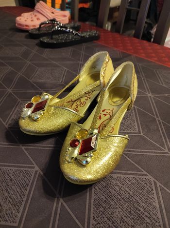 (2) chaussures de belle