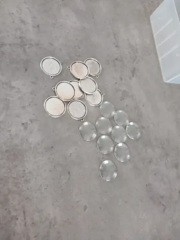 Cabochon + support