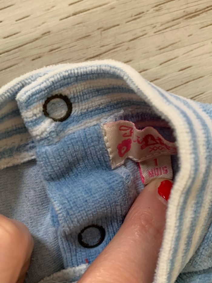 Lot vêtements 1 mois - photo numéro 5