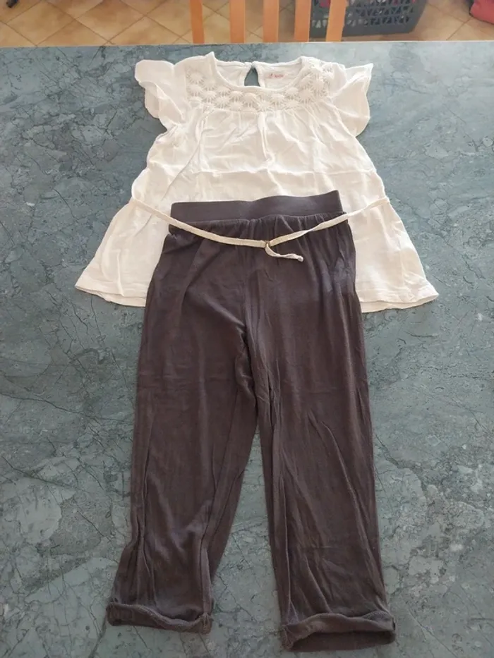 Ensemble tunique et son legging court 6 ans