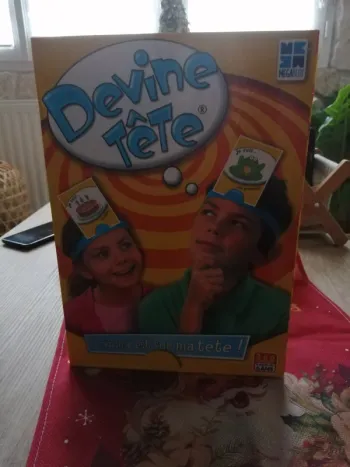 Jeu de société "Devine tête"