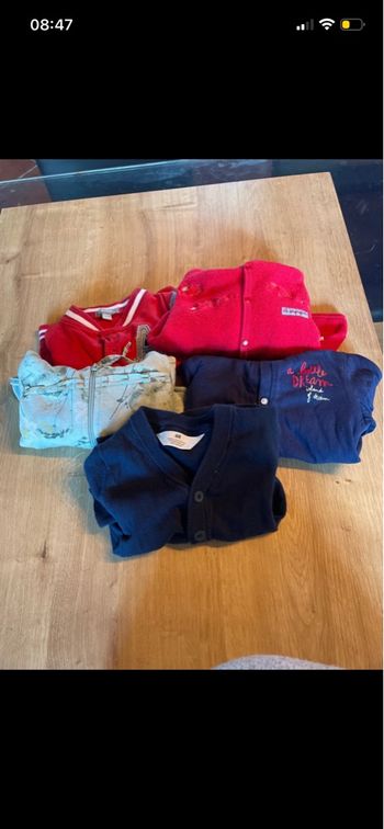 Lot de vêtement bébé