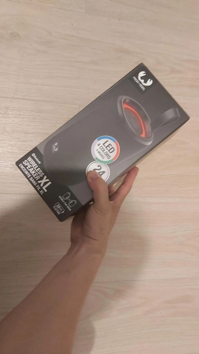 🔊 Enceinte sans fil XL – 24W stéréo, LED & 12h d'autonomie - photo numéro 3
