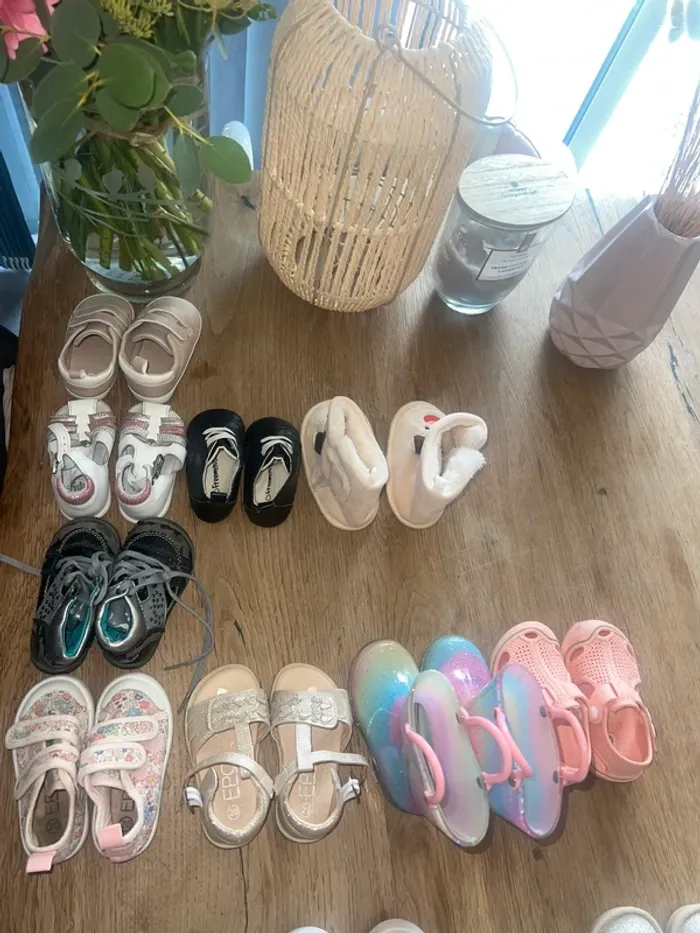 Lot chaussures 20 🍭 - photo numéro 2