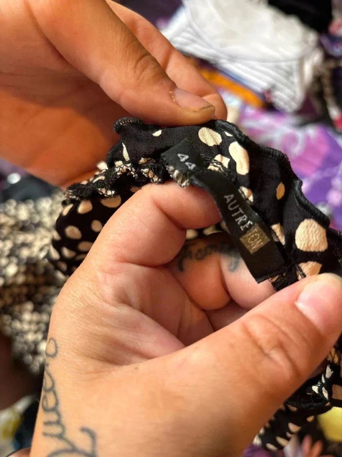 Robe à pois noire taille 44 marque autre ton• - photo numéro 4