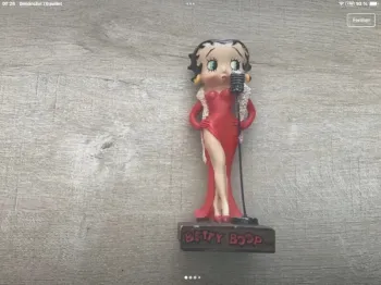 Vintage figurine betty boop