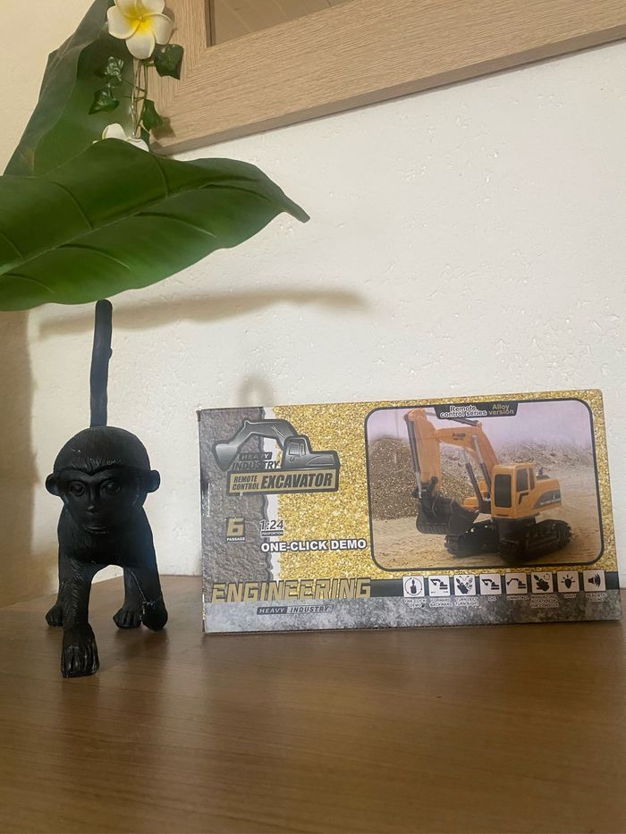 Jeux télécommande neuf idéale cadeau