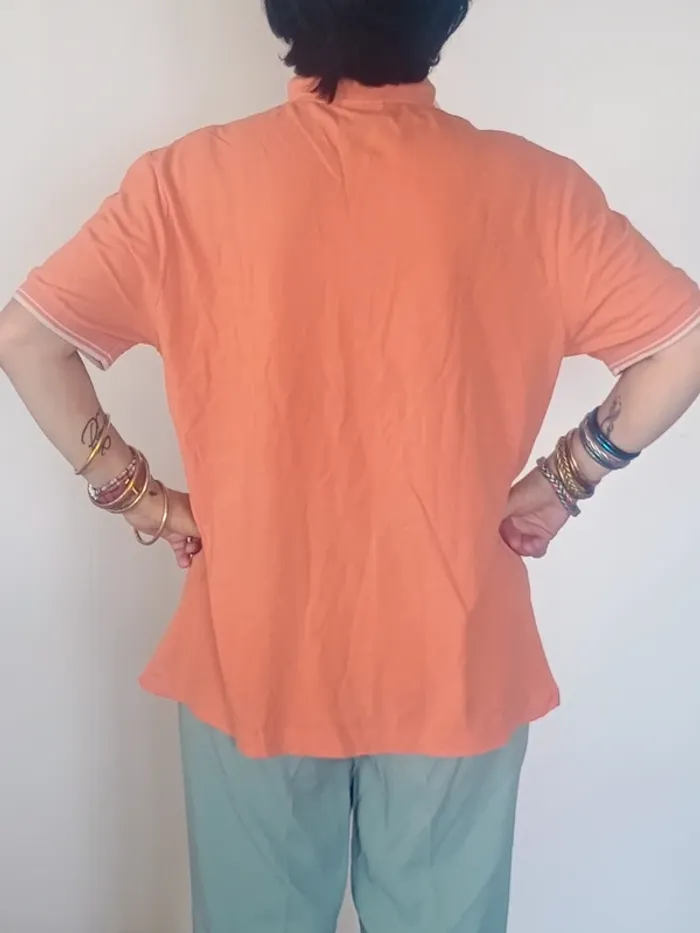 Polo Orange Lacoste – Taille 5 (équivalent S/M) - photo numéro 2