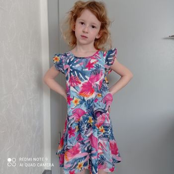 Robe bleue à fleurs 6ans