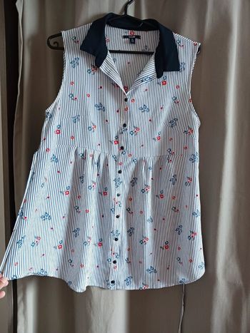 Blouse bleue KIABI Taille M38
