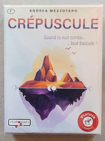 Crépuscule - Jeu de société sous emballage