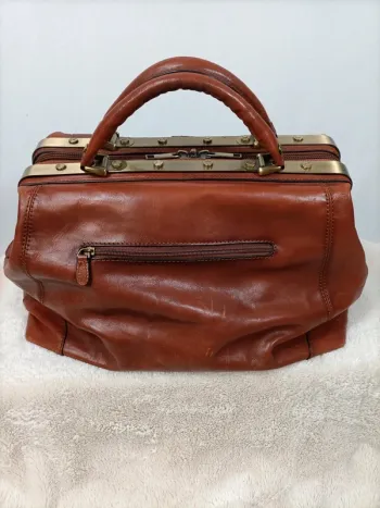 Sac à main Katana - valise docteur, sac voyage weekend, cuir camel 28x25x27 cm - fermeture zip