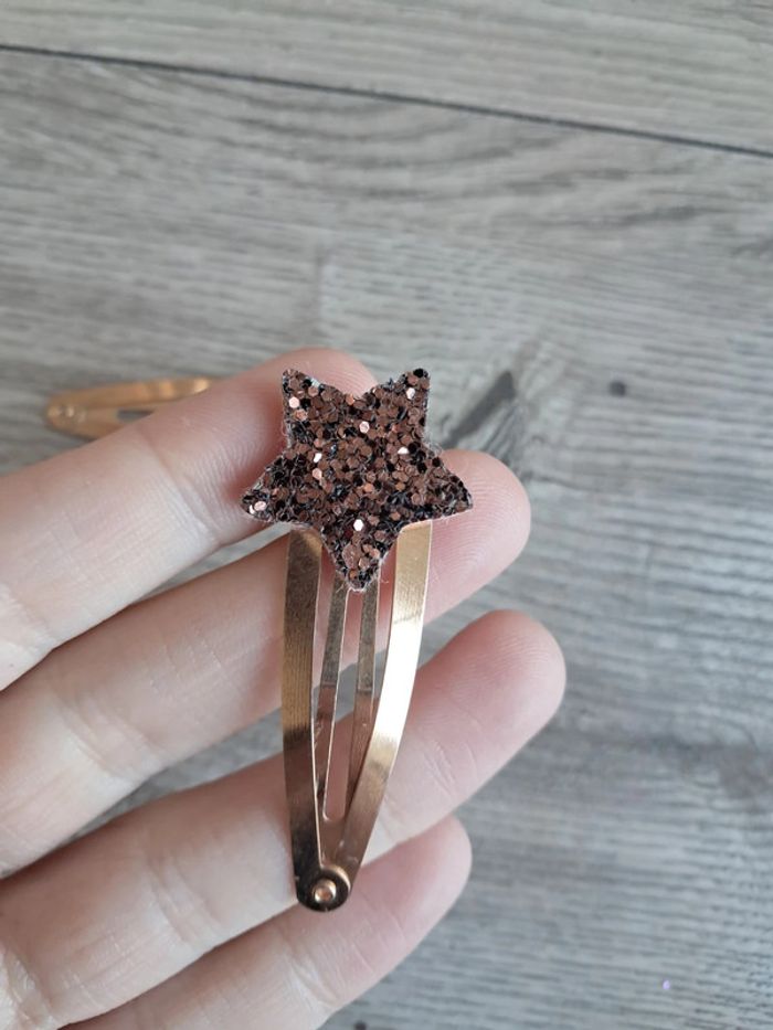 2 barrettes cheveux etoiles paillettes - photo numéro 2