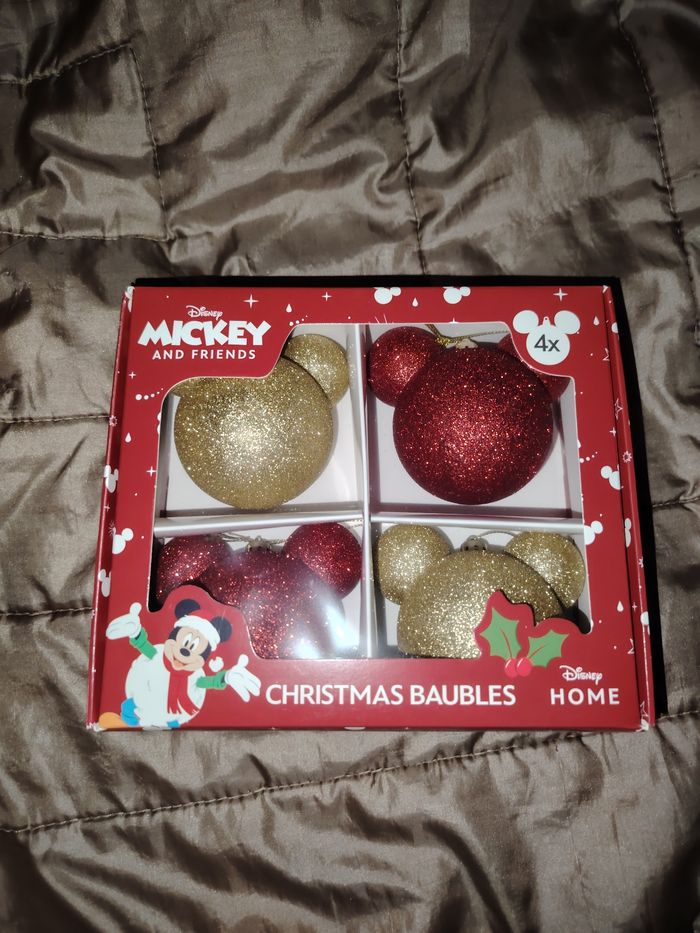 Lot 4 boules de noël Mickey Disney