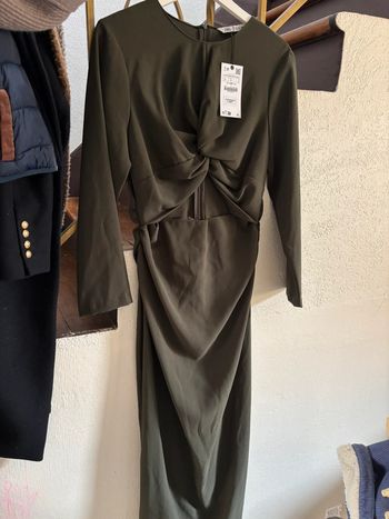 Longue robe kaki Zara