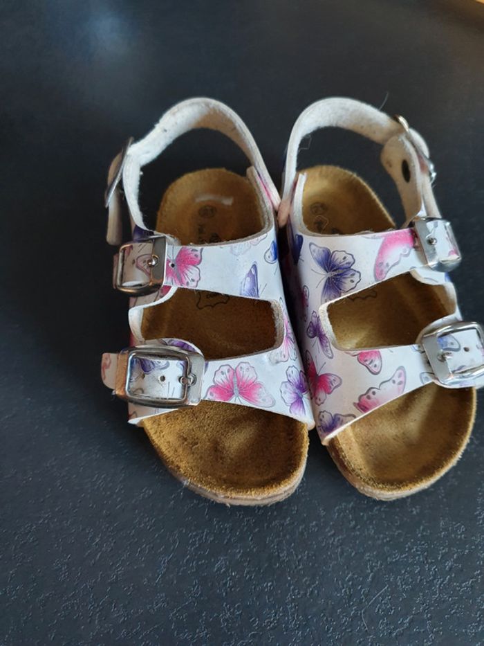 Sandale taille 21
