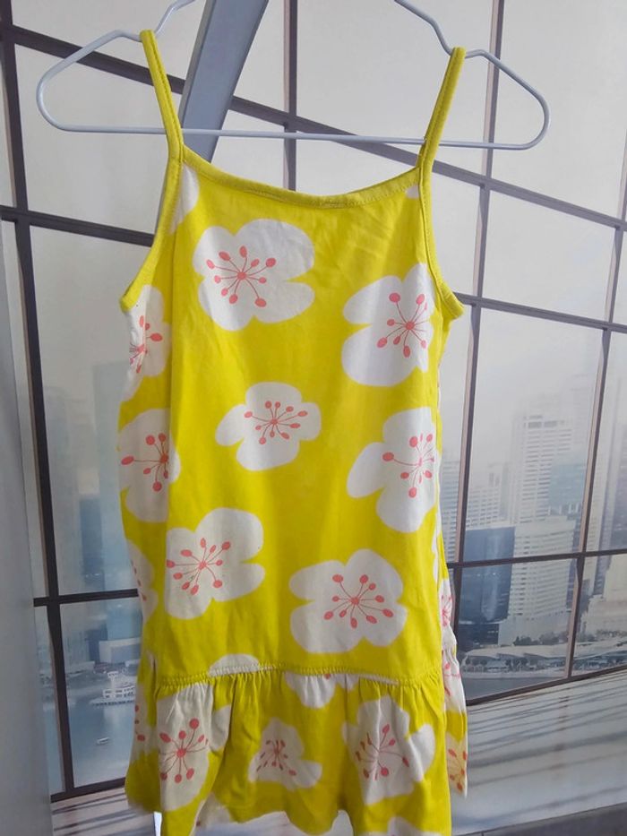 Robe légère jaune taille 3 ans / 94cm - photo numéro 5