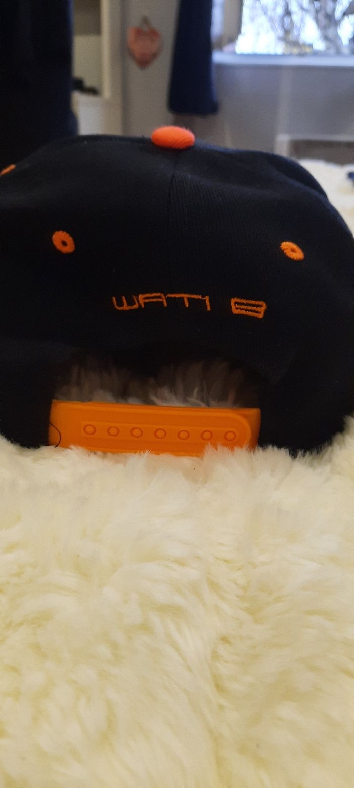 Casquette orange et noir Wati B - photo numéro 2