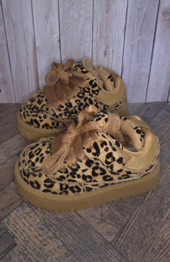 Baskets polaires filles léopard tendances - Taille 26 - NEUVES 🌟