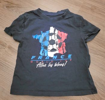 Tee-shirt bleu foncé MC 2 ans Primark