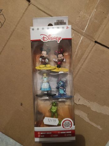 Disney nano métalfigs. Figurines à collectionner