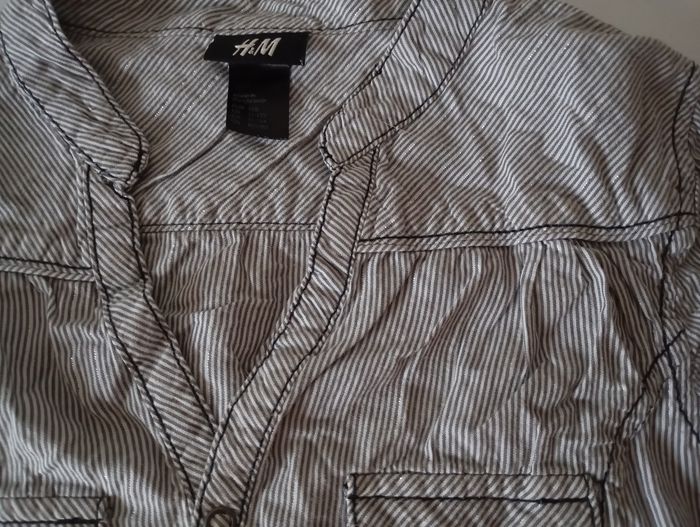 Chemisier  H &M. Manches courtes,coton rayé marine/blanc/argenté..12/16 ans,T32/36.Parfait état. - photo numéro 7