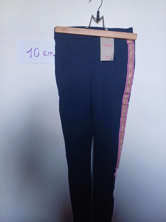 Pantalon Du pareil au même en 10 ans NEUF - photo numéro 2