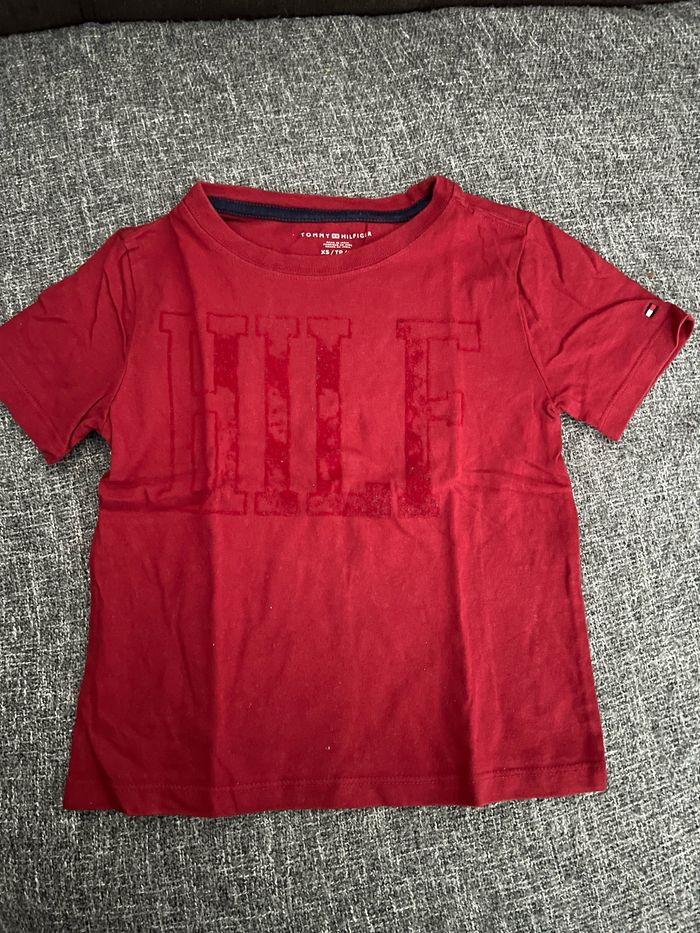 t-shirt tommy hilfiger