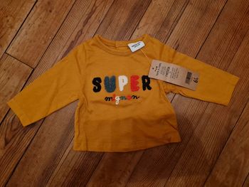 Tee shirt tape à l'œil taille 1 mois neuf