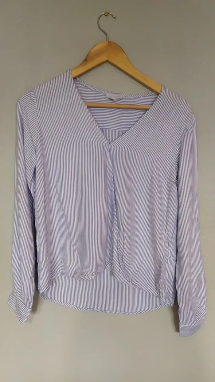 Chemise femme manches longues avec rayures bleues et blanches