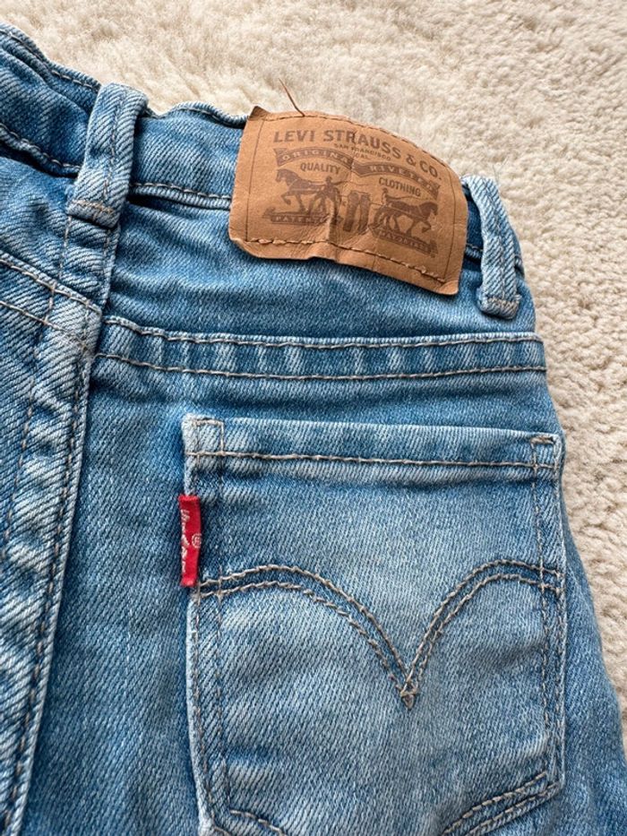 👖Lot 2 jeans - fille 4 ans- levi’s- Class - très bon état et bon état - photo numéro 11