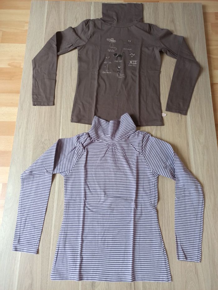 Deux cols roulé en marron sergent major 12 ans et un rayé Lisa rose 12 ans