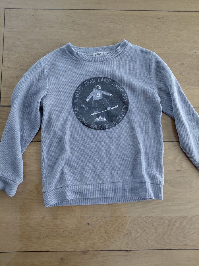 Pull 8 ans - photo numéro 2