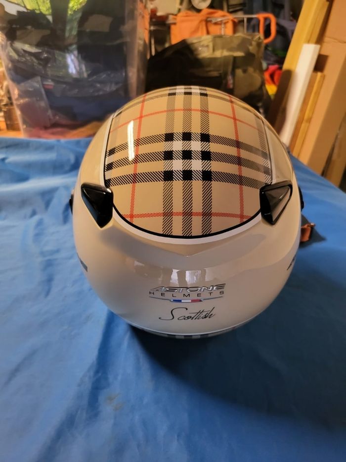 Casque moto comme neuf taille M - photo numéro 3