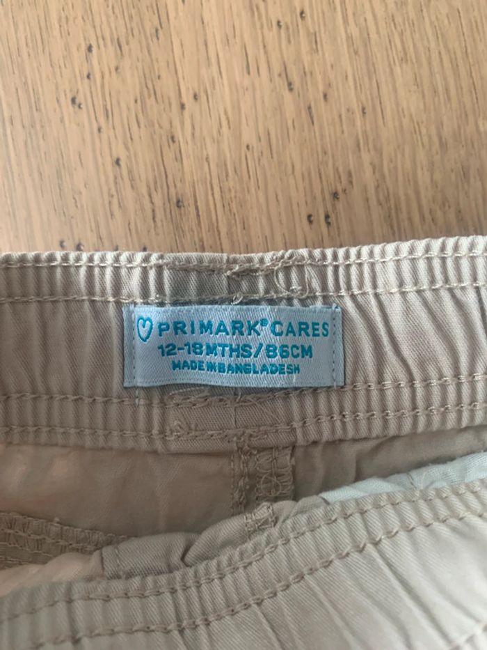 Short beige primark 12 mois - photo numéro 2