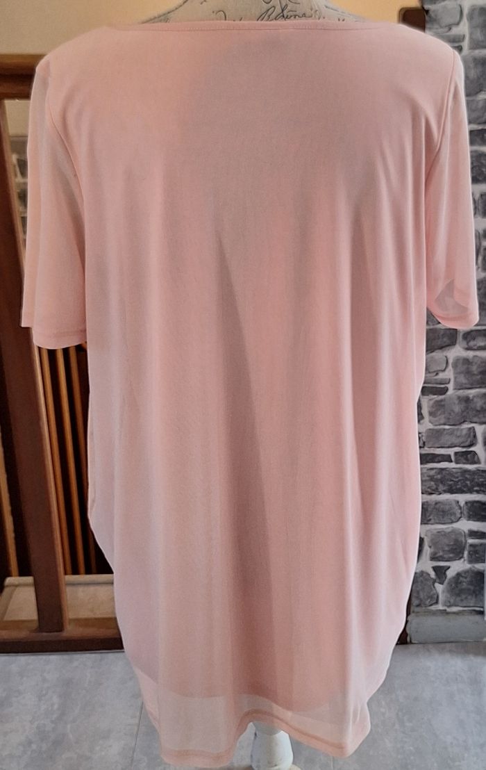 Tee-shirt rose en voile brodé de fleurs et d'oiseaux - photo numéro 5