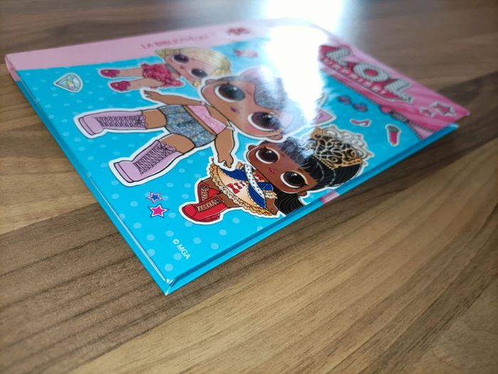 Livre Lol surprise tome 1 - bibliothèque rose - photo numéro 2