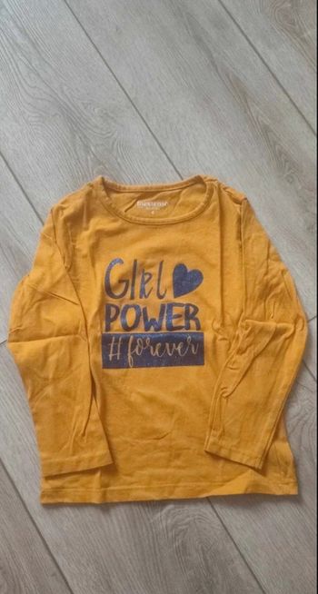 T shirt ML neuf 4 ans