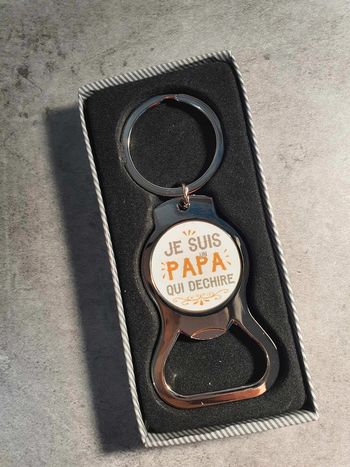 décapsuleur papa qui déchire