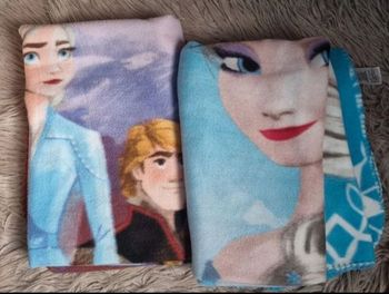 Lot couvertures Reine des Neige