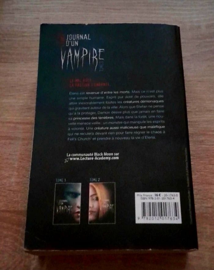 Journal d'un vampire Tome 3 LJ Smith - photo numéro 2