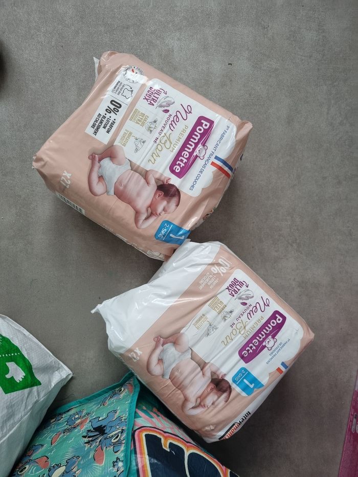 Couche pommette taille 1