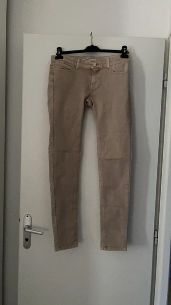 Jean beige stradivarius