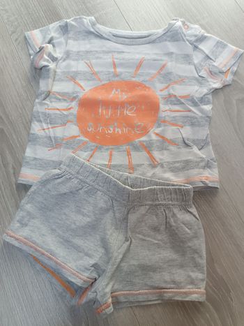 Tee-shirt manches courtes + short